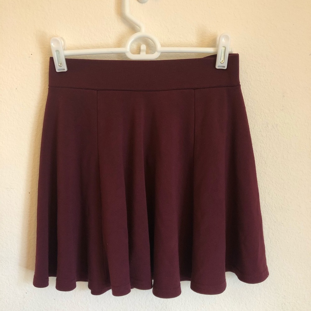 H&m burgundy skater skirt